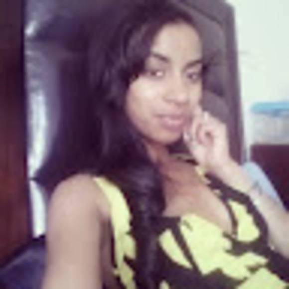 lovrlyaries2105